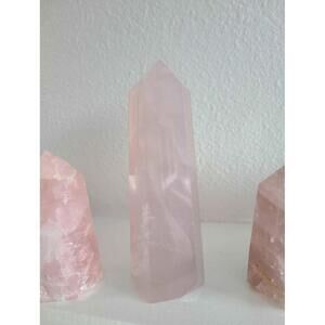 Dusky Mauve Rose Quartz Tower